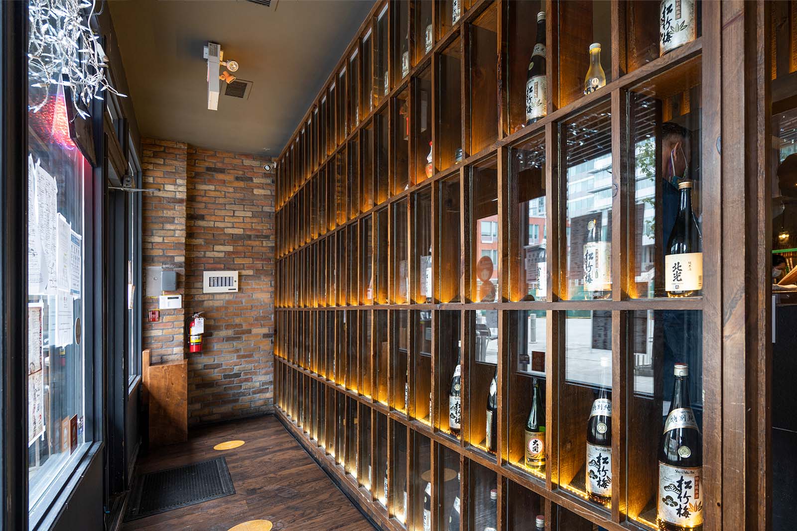 TEK Tower is surrounded by restaurants and bars